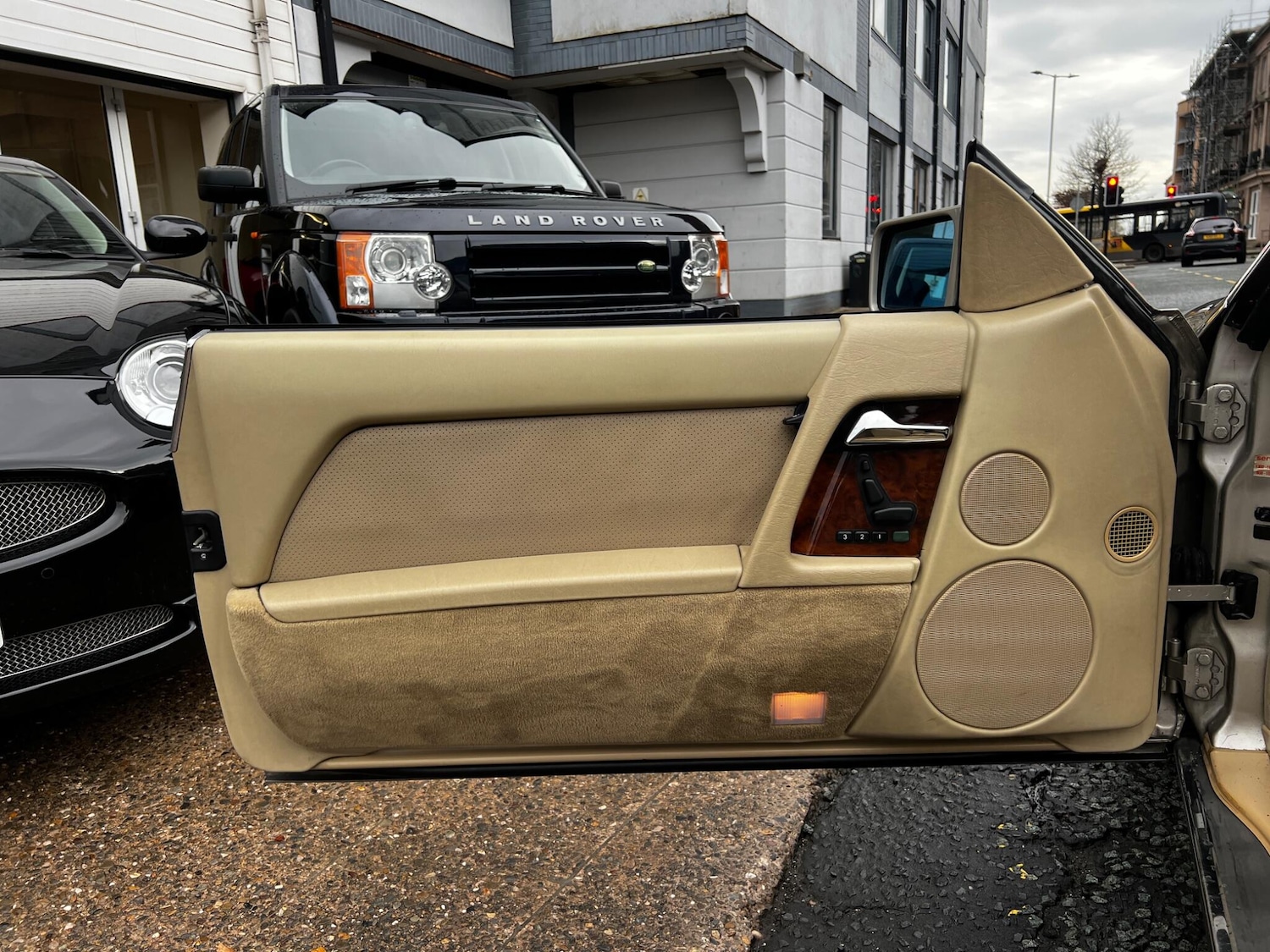 Used Mercedes-Benz SL 2011 for sale - 76550201: Photo 46