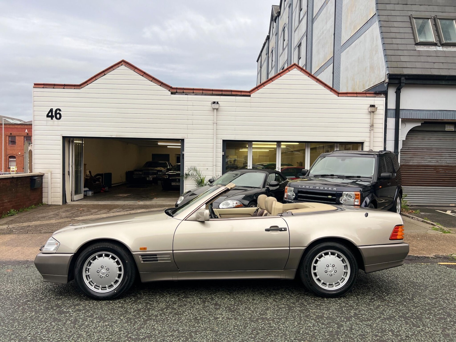 Used Mercedes-Benz SL 2011 for sale - 76550201: Photo 5