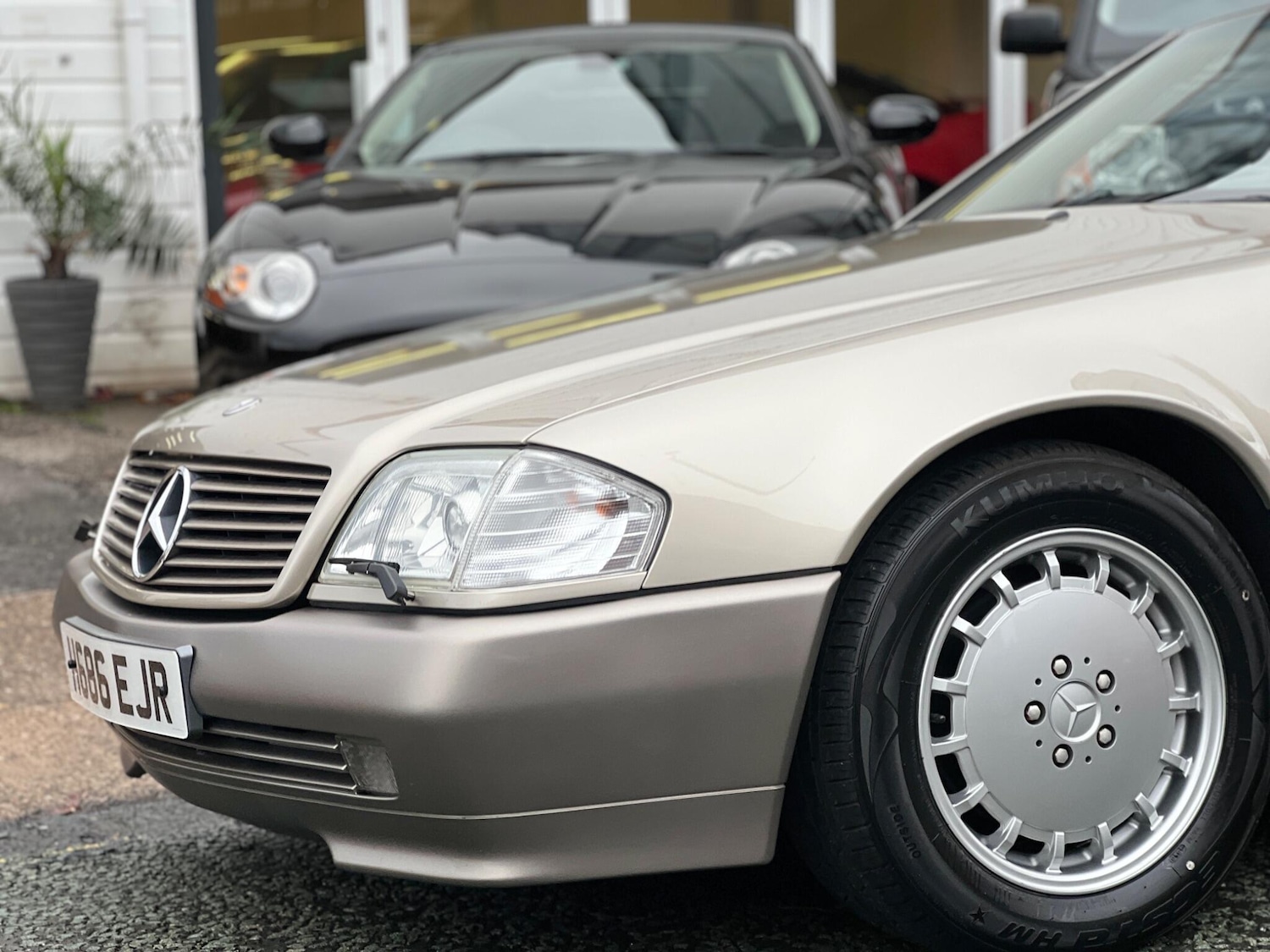 Used Mercedes-Benz SL 2011 for sale - 76550201: Photo 7