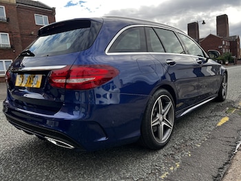 Used Mercedes-Benz C Class 2016 for sale - 79251713: Photo