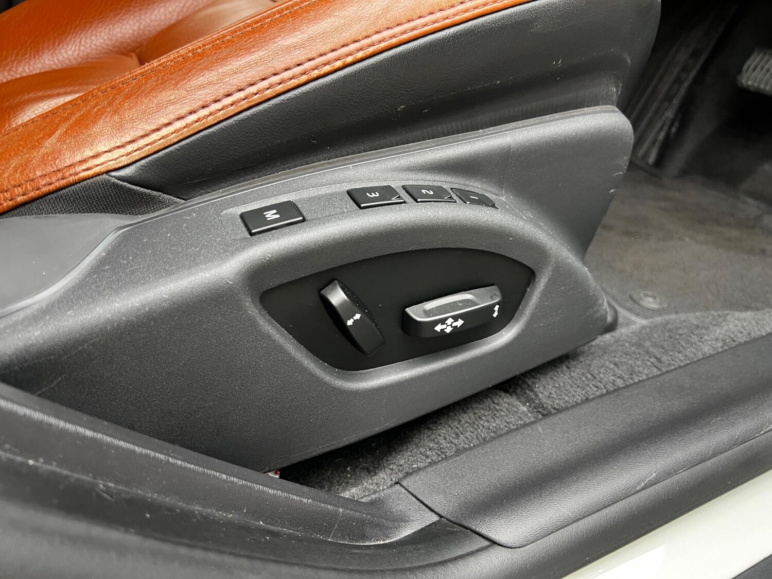 Used Volvo V60 2023 for sale - 76592441: Photo 25