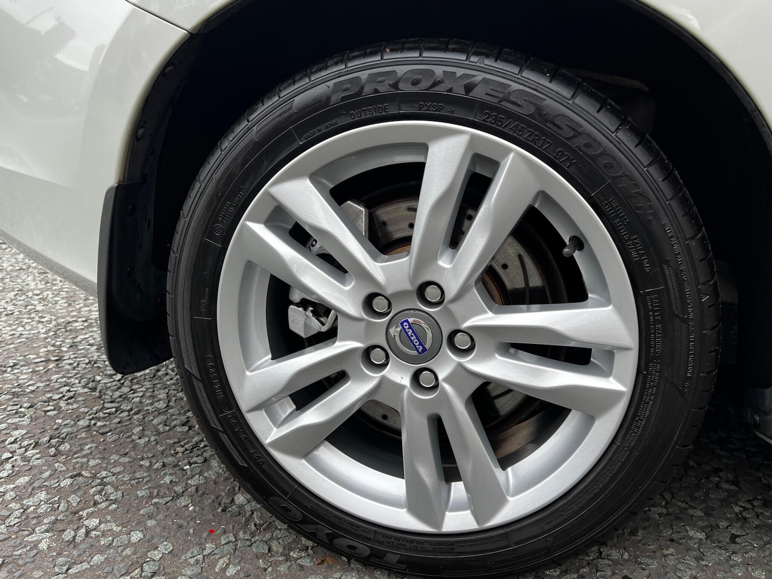 Used Volvo V60 2023 for sale - 76592441: Photo 31