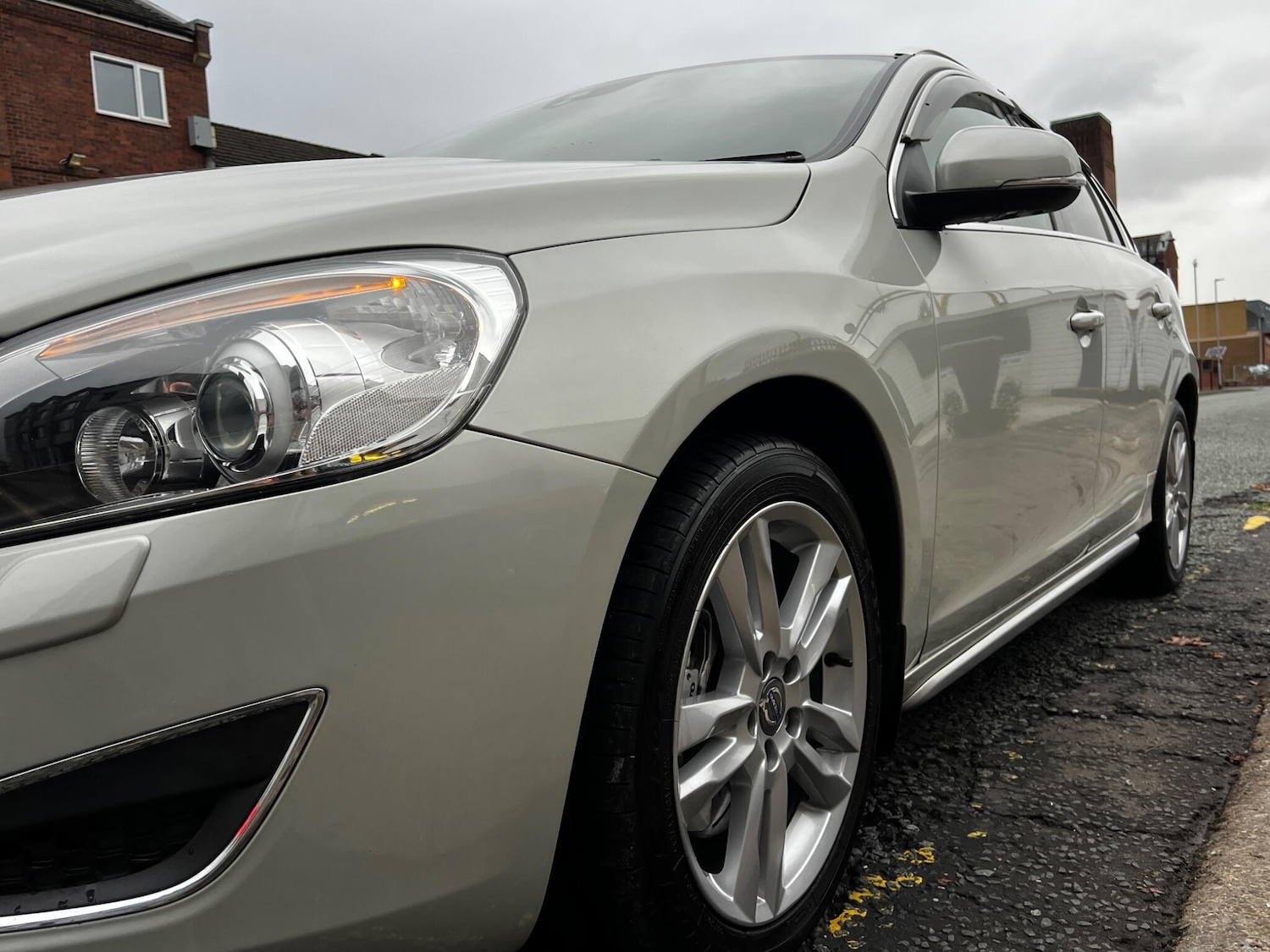 Used Volvo V60 2023 for sale - 76592441: Photo 36