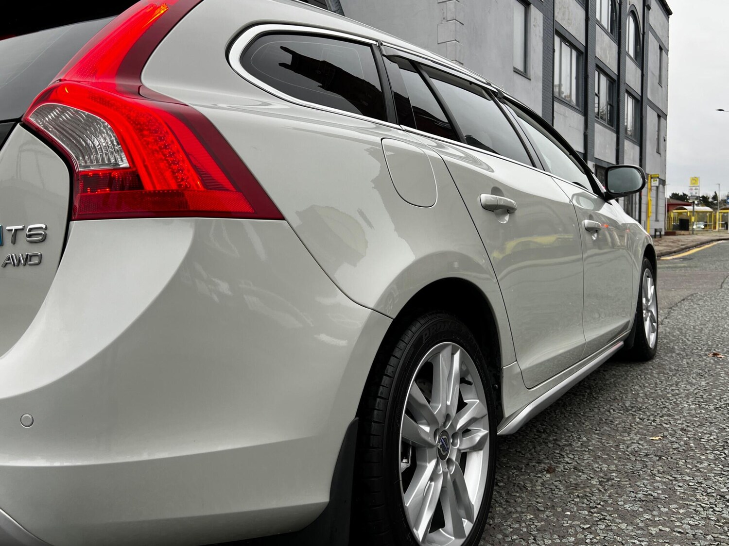 Used Volvo V60 2023 for sale - 76592441: Photo 40