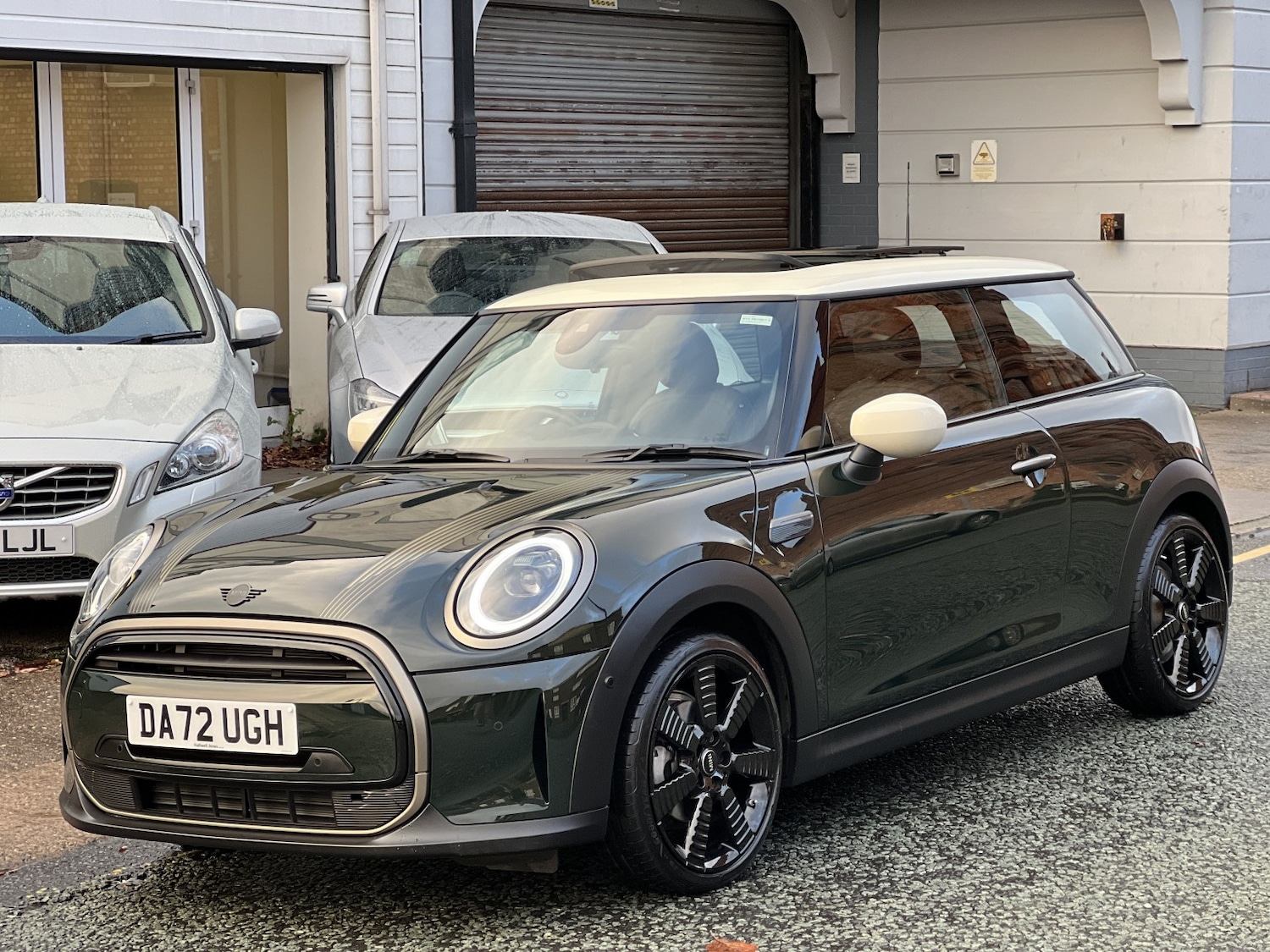 Used MINI Hatch 2022 for sale - 76948735: Photo 7