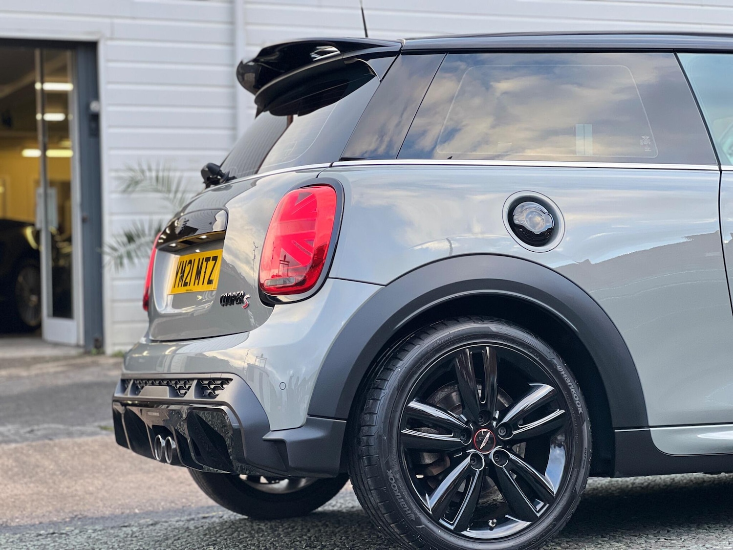 Used MINI Hatch 2021 for sale - 76742539: Photo 15