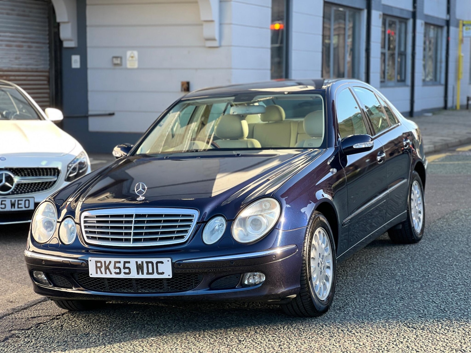 Used Mercedes-Benz E Class 2005 for sale - 76645945: Photo 11