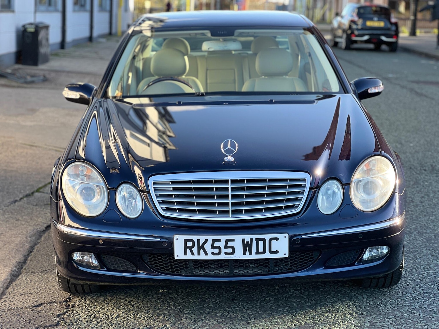 Used Mercedes-Benz E Class 2005 for sale - 76645945: Photo 12