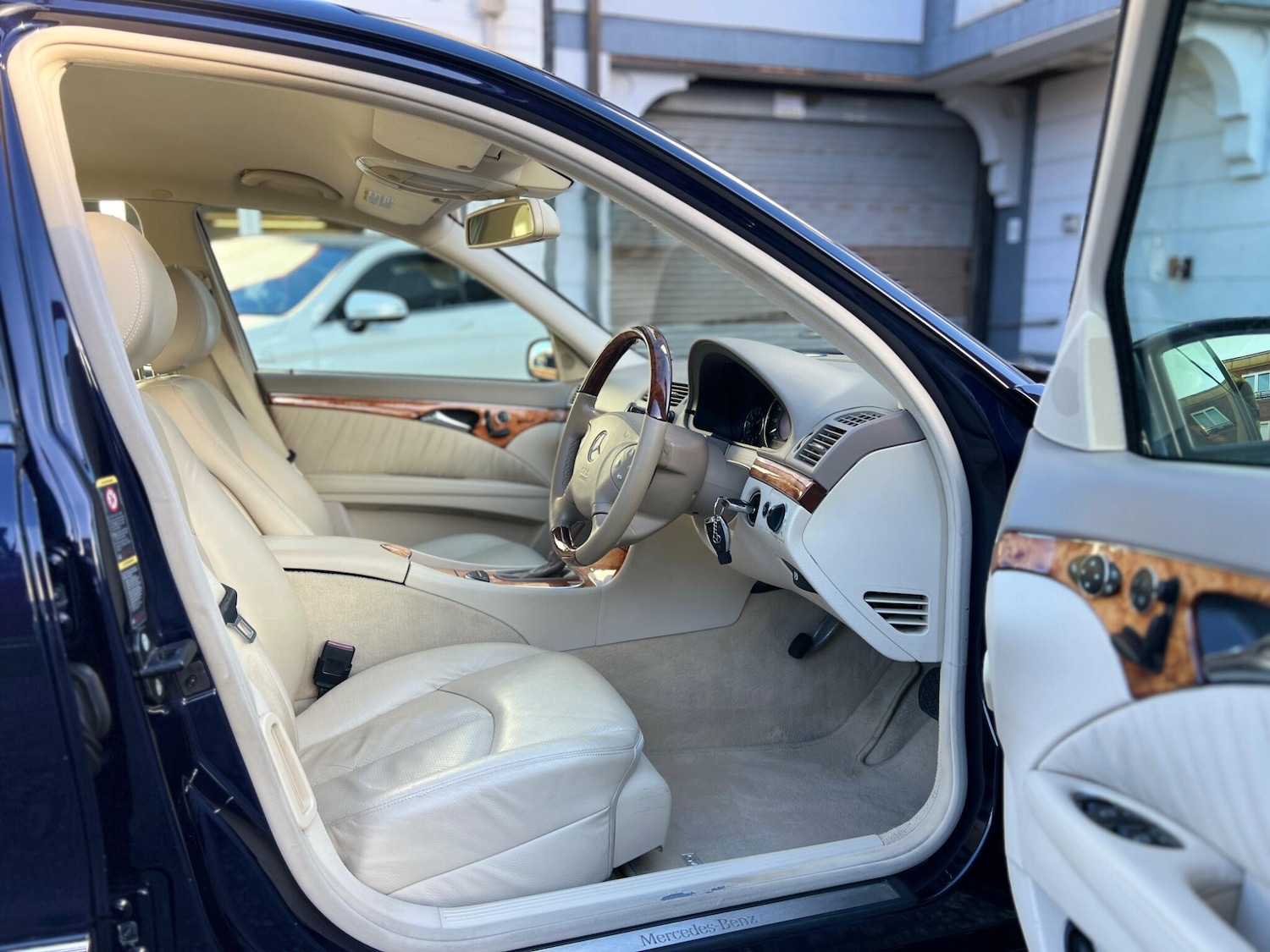 Used Mercedes-Benz E Class 2005 for sale - 76645945: Photo 17