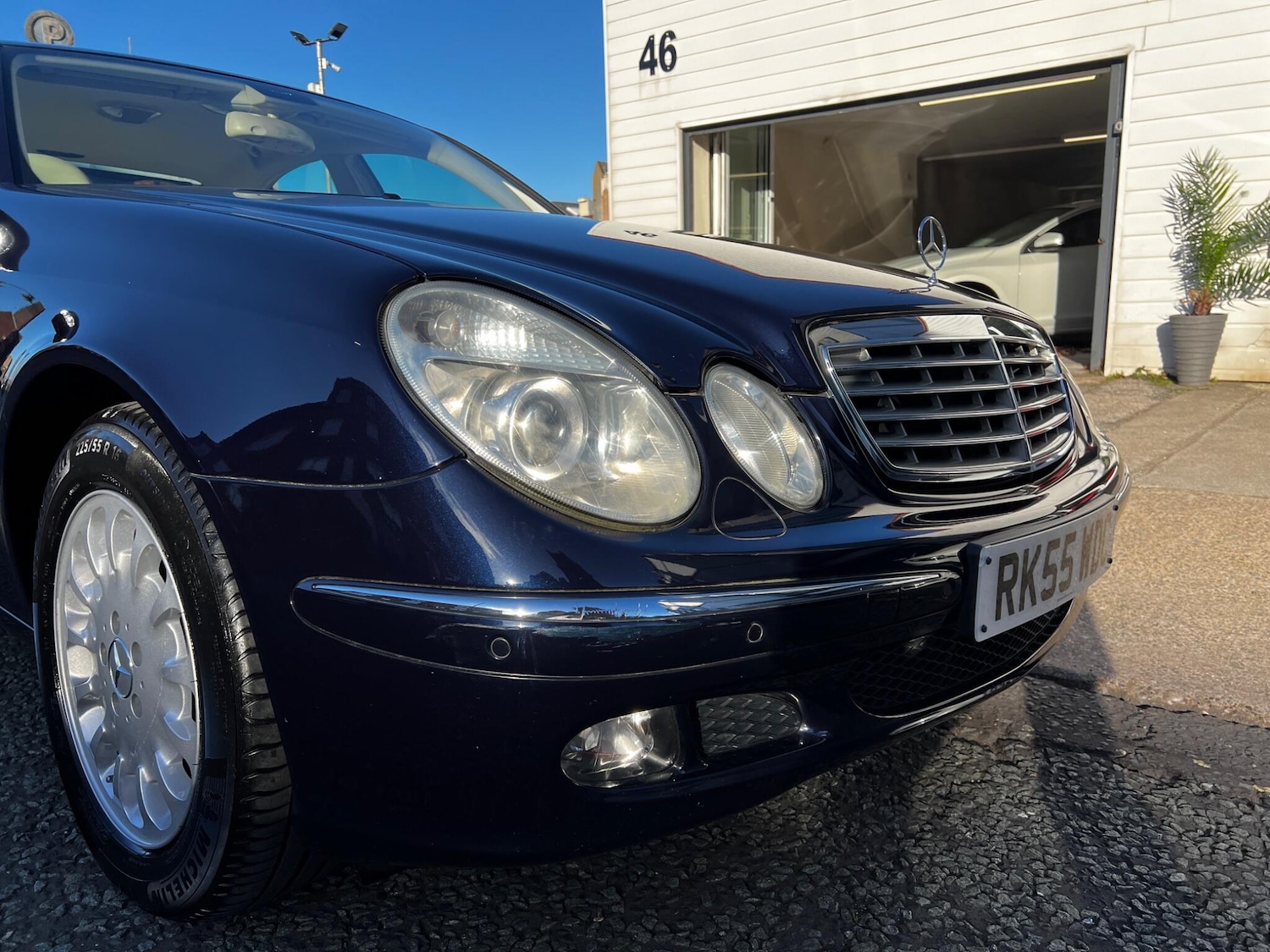 Used Mercedes-Benz E Class 2005 for sale - 76645945: Photo 34