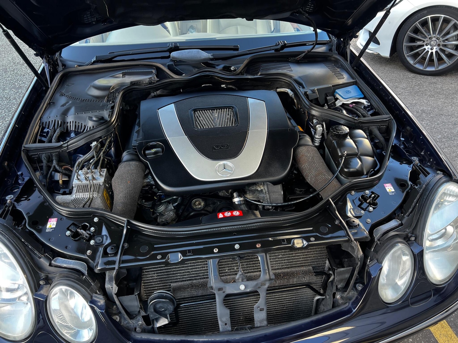 Used Mercedes-Benz E Class 2005 for sale - 76645945: Photo 44