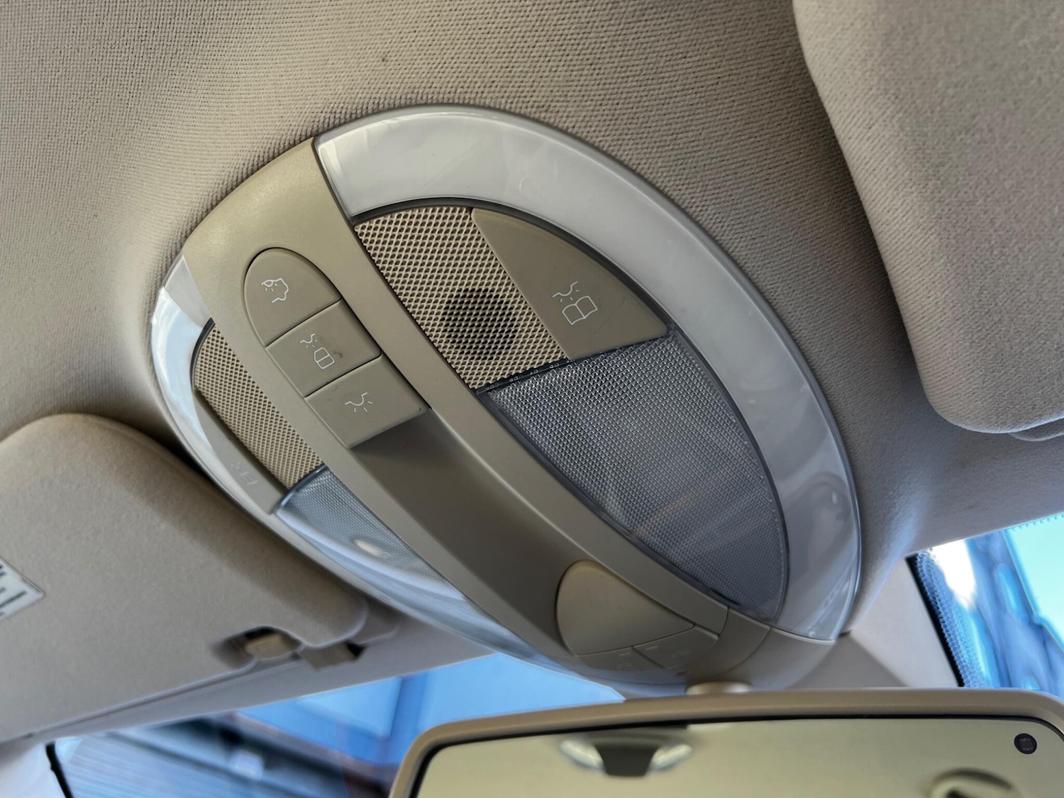 Used Mercedes-Benz E Class 2005 for sale - 76645945: Photo 48