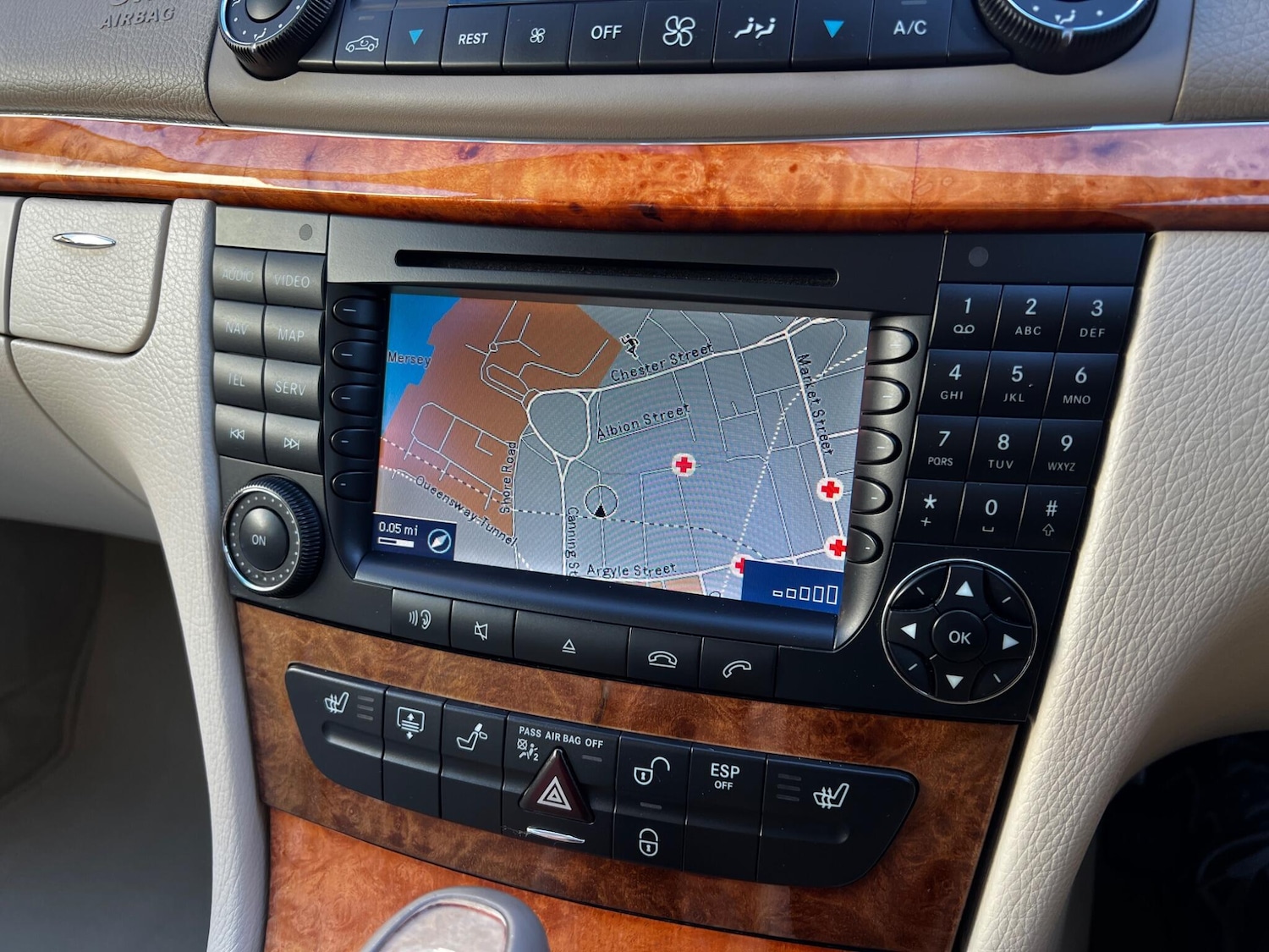 Used Mercedes-Benz E Class 2005 for sale - 76645945: Photo 55