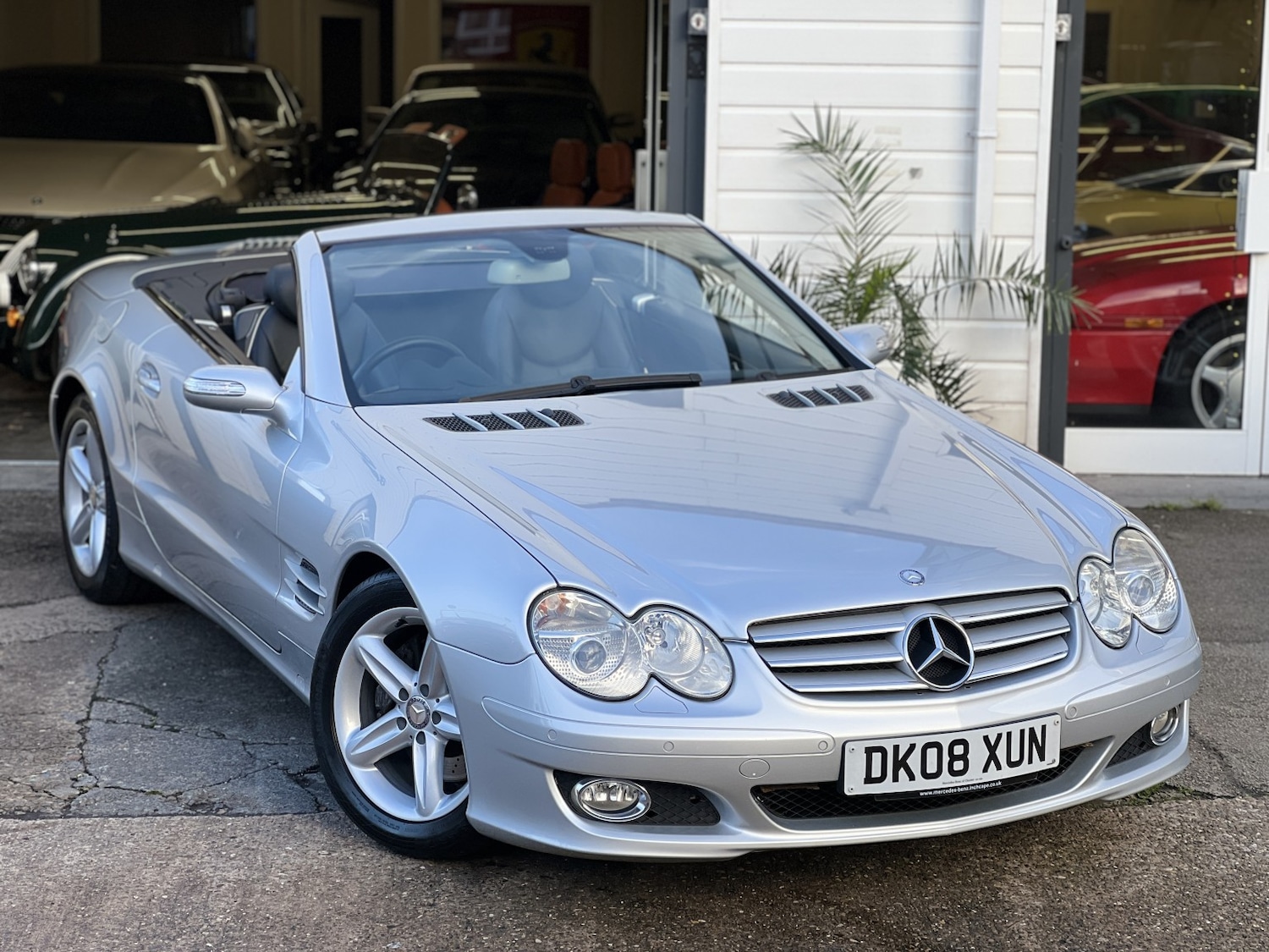 Used Mercedes-Benz SL 2008 for sale - 76963268: Photo 1
