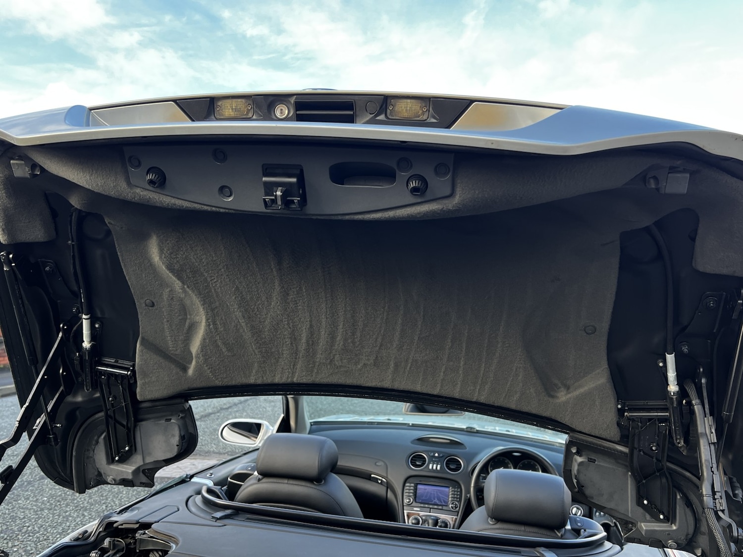 Used Mercedes-Benz SL 2008 for sale - 76963268: Photo 19