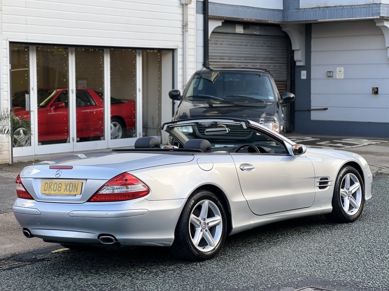 Used Mercedes-Benz SL 2008 for sale - 76963268: Photo 3