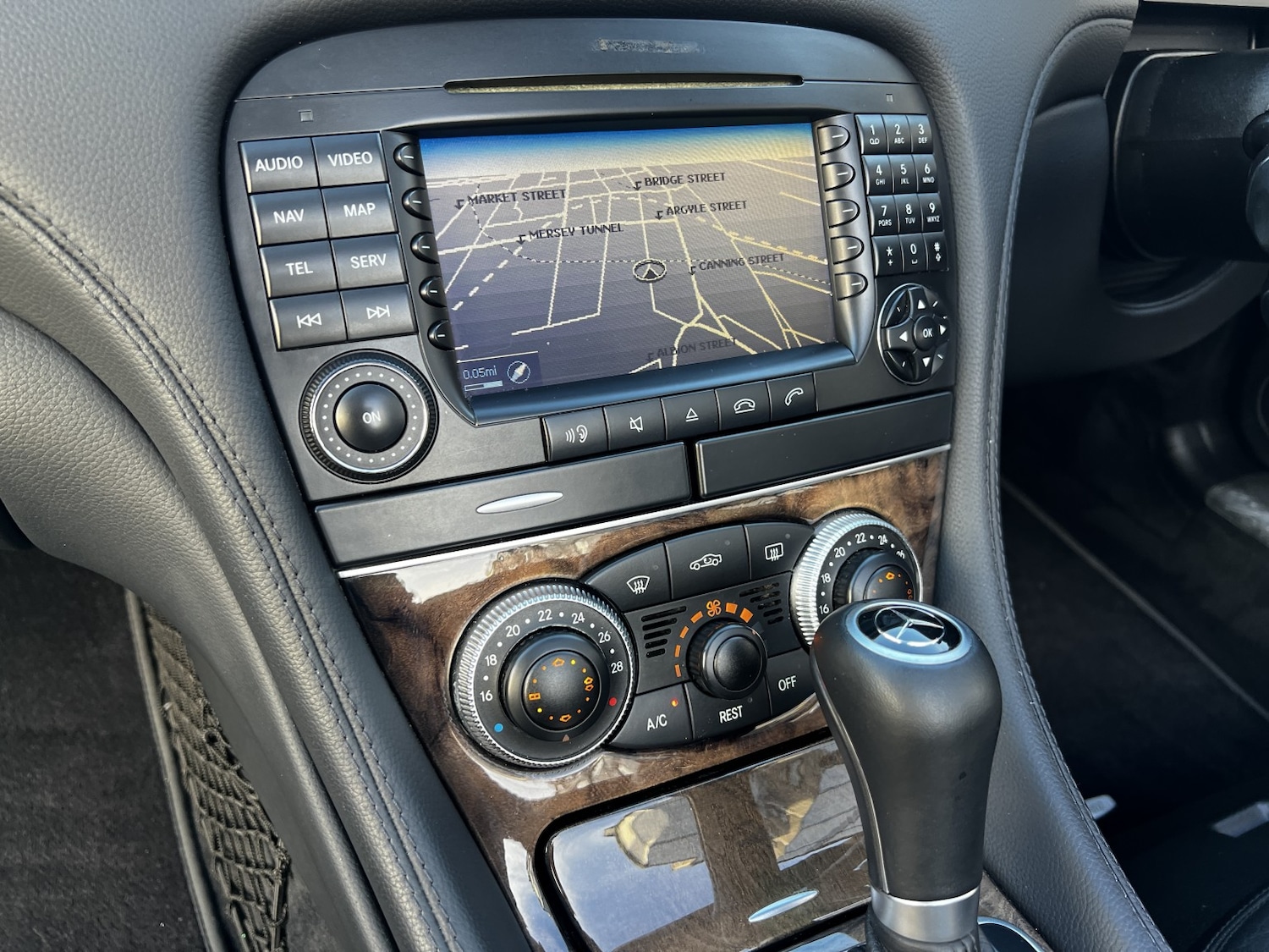 Used Mercedes-Benz SL 2008 for sale - 76963268: Photo 46