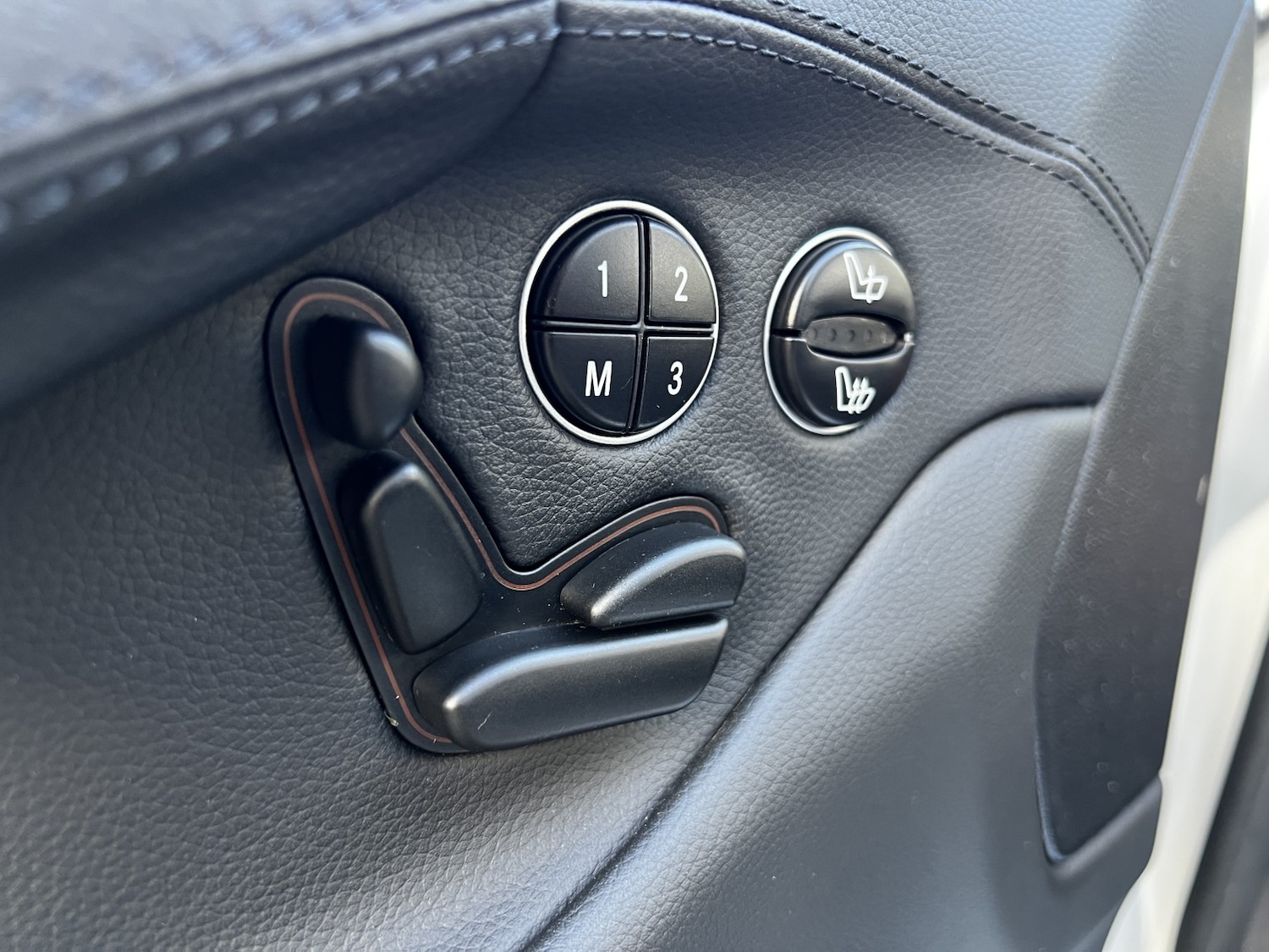 Used Mercedes-Benz SL 2008 for sale - 76963268: Photo 47