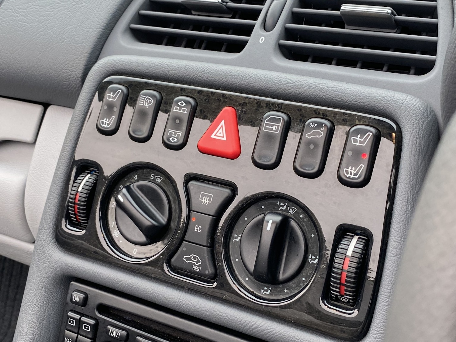 Used Mercedes-Benz CLK 2002 for sale - 76968582: Photo 19