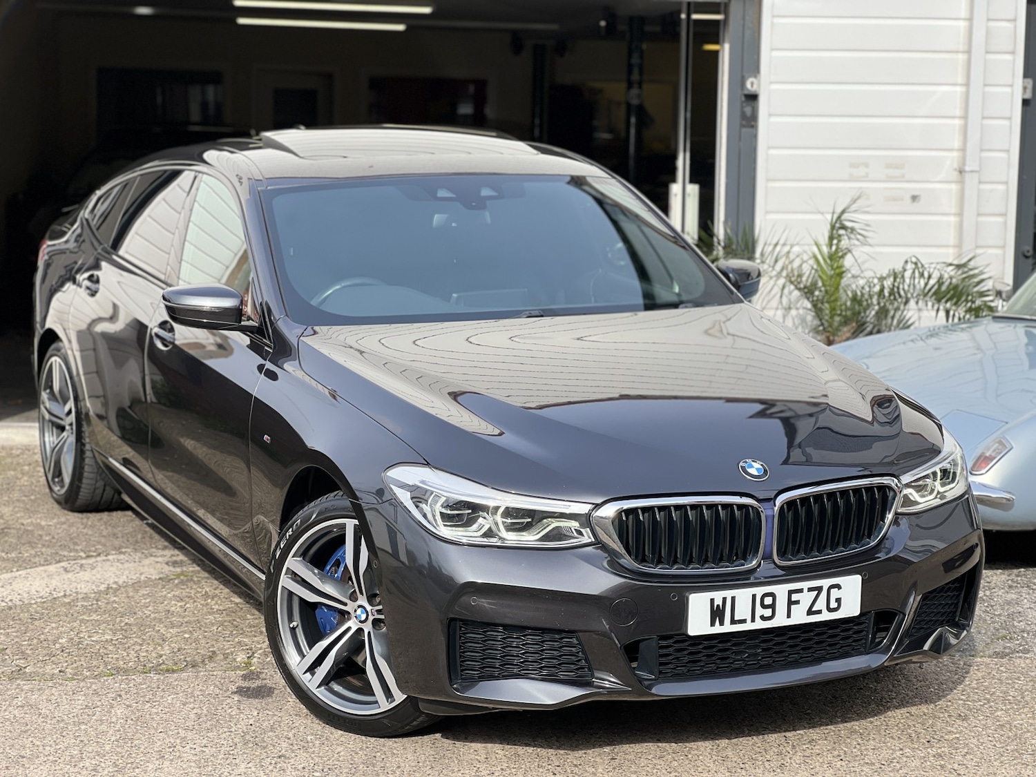 Used BMW 6 Series 2019 for sale - 78162207: Photo 1