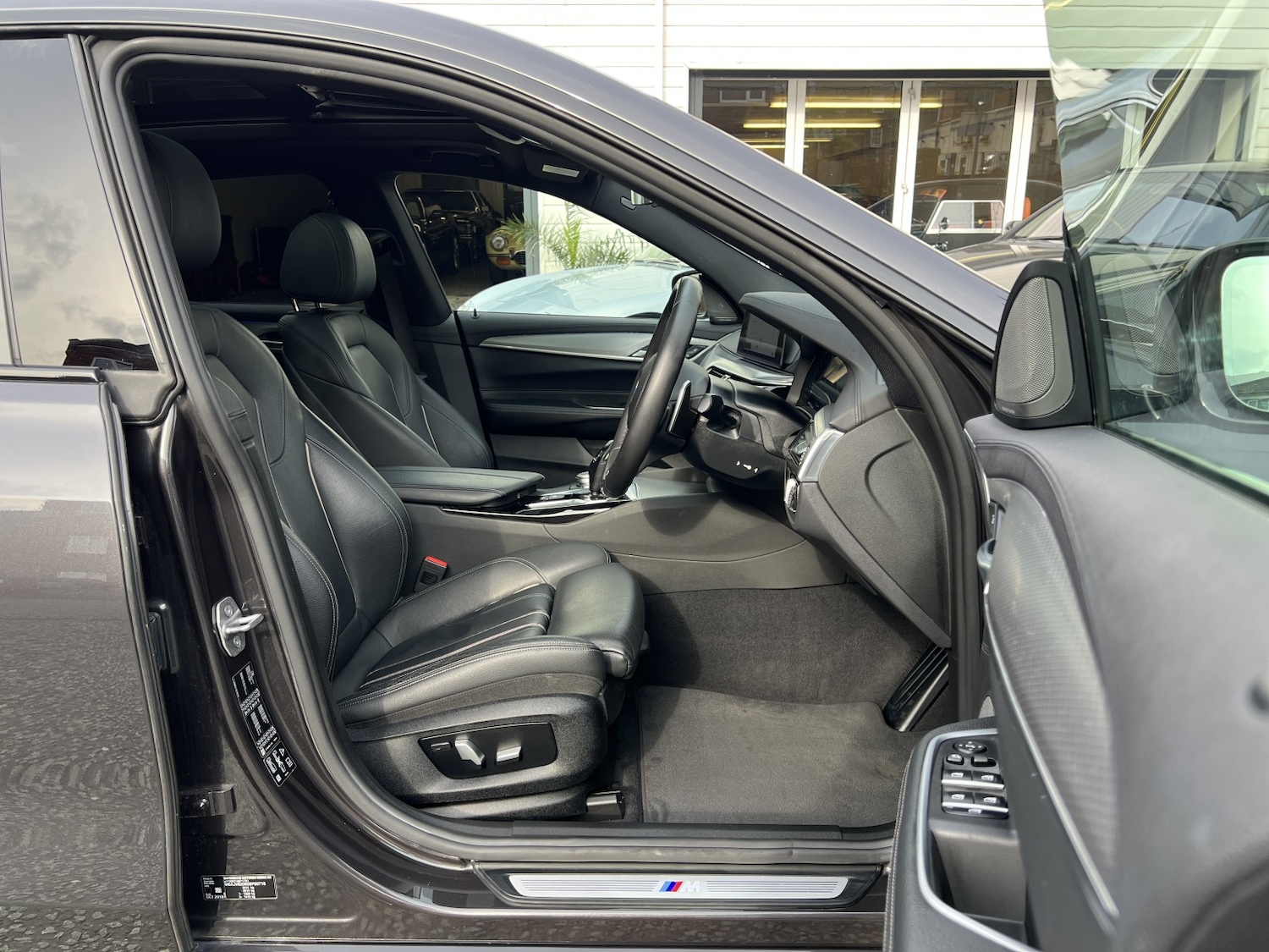 Used BMW 6 Series 2019 for sale - 78162207: Photo 42