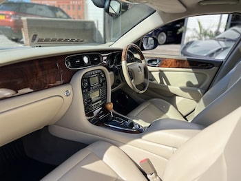 Used Jaguar XJ 2004 for sale - 79400771: Photo