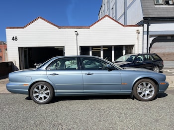 Used Jaguar XJ 2004 for sale - 79400771: Photo