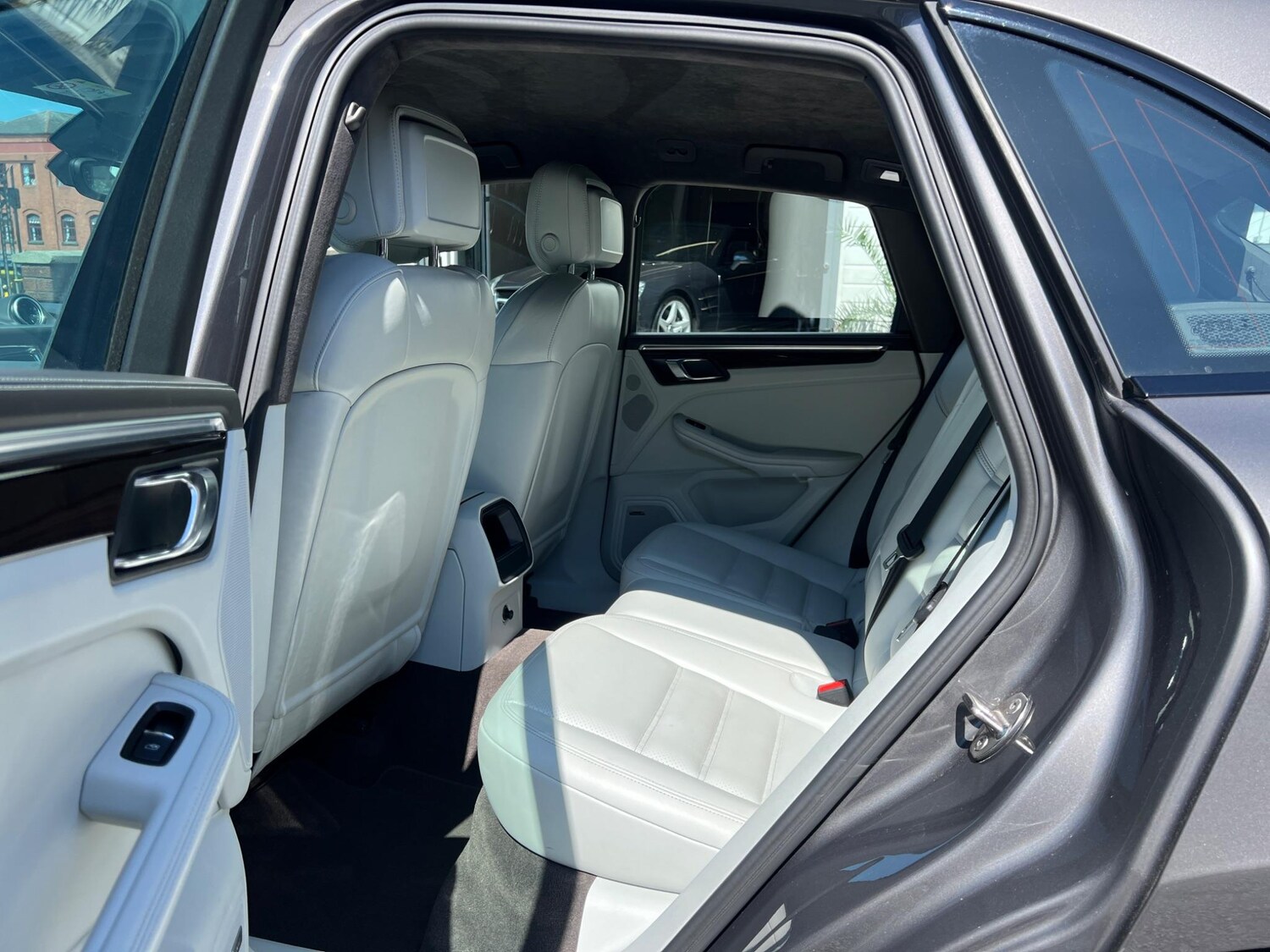 Used Porsche Macan for sale - 76473613: Photo 16