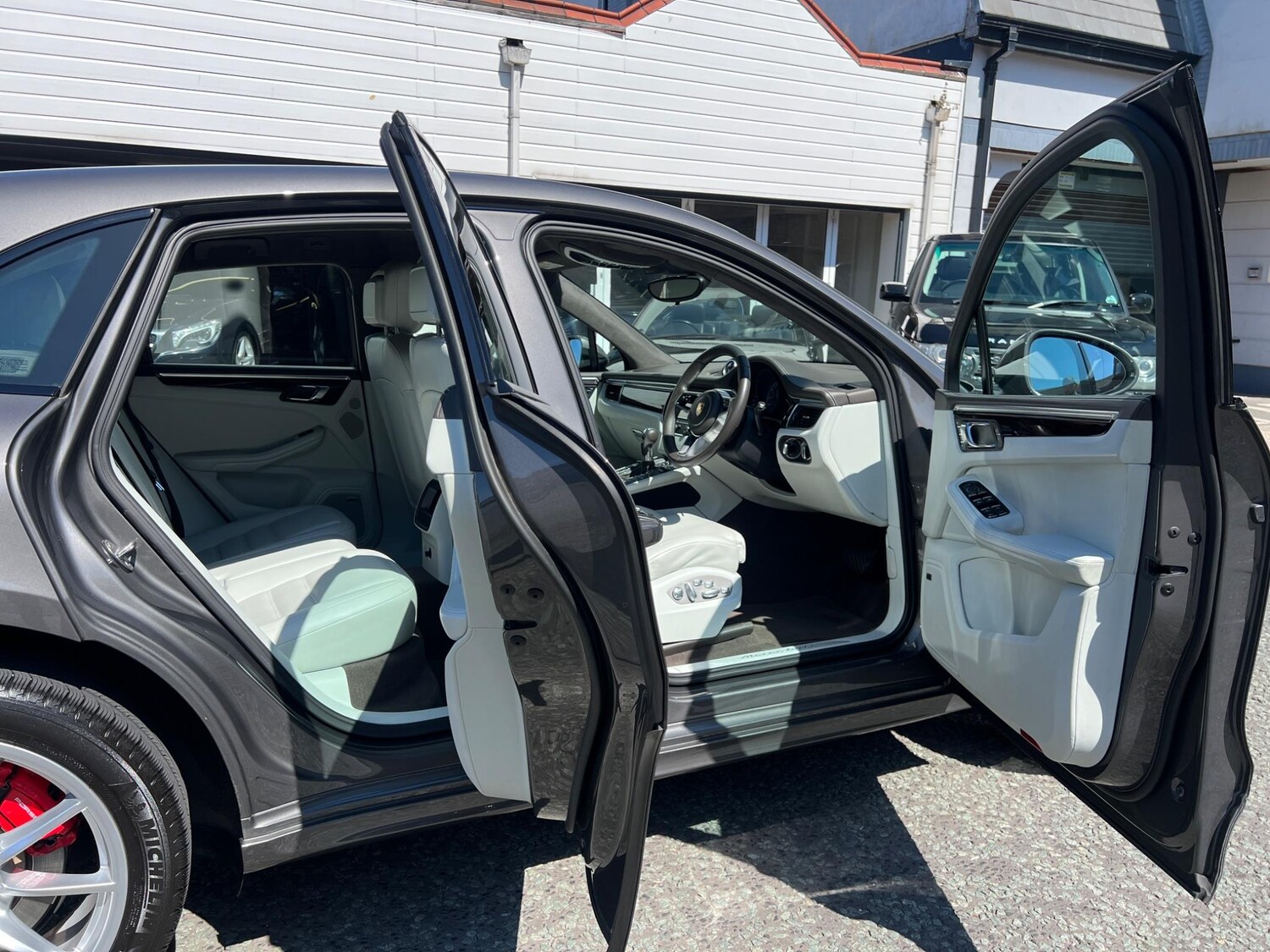 Used Porsche Macan for sale - 76473613: Photo 39