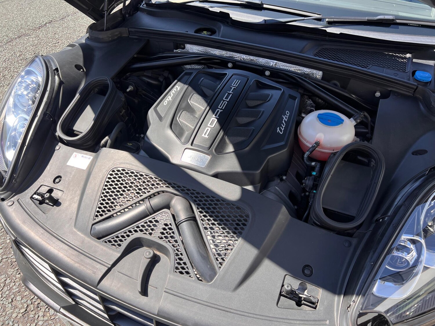 Used Porsche Macan for sale - 76473613: Photo 40