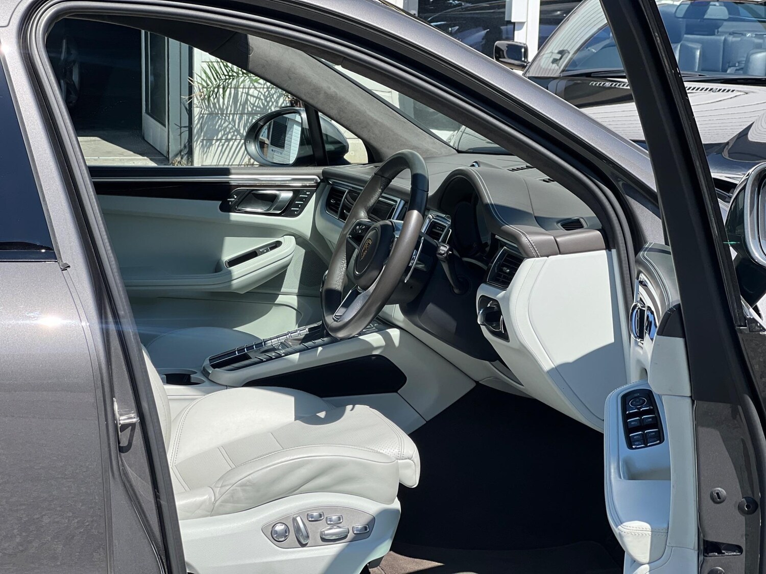 Used Porsche Macan for sale - 76473613: Photo 46