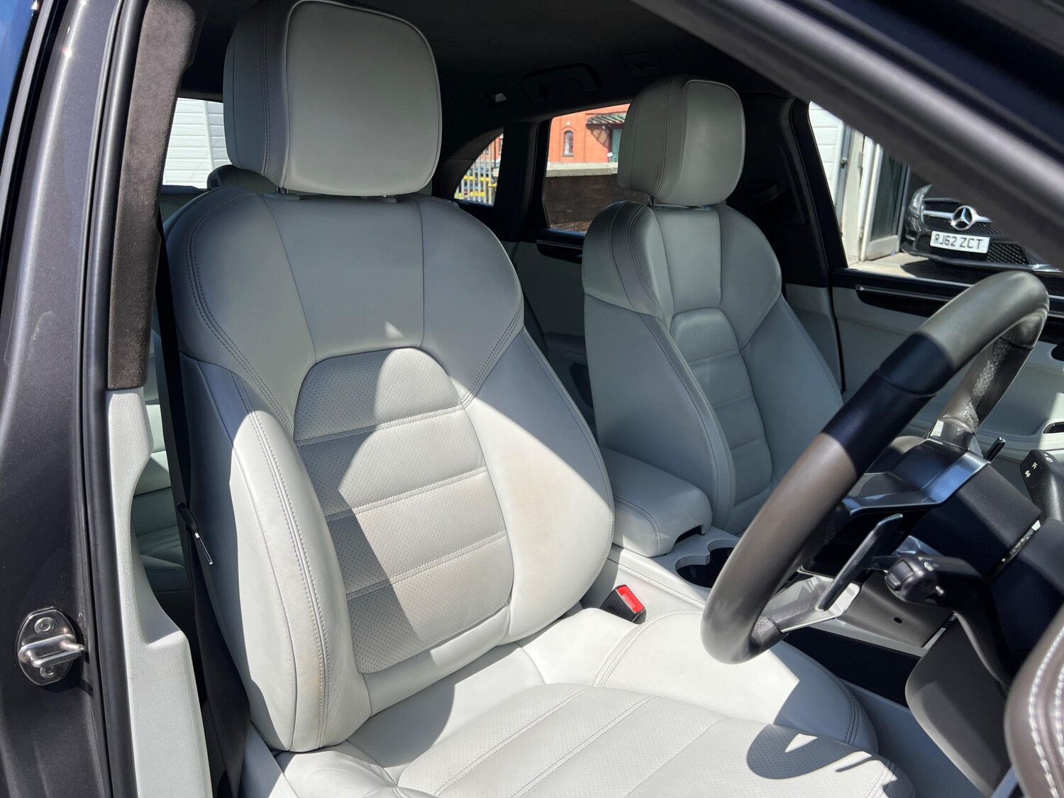 Used Porsche Macan for sale - 76473613: Photo 47