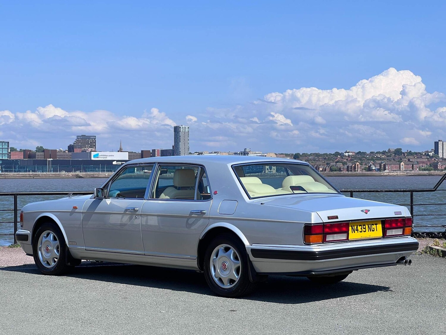 Used Bentley Turbo R 1996 for sale - 76472275: Photo 17