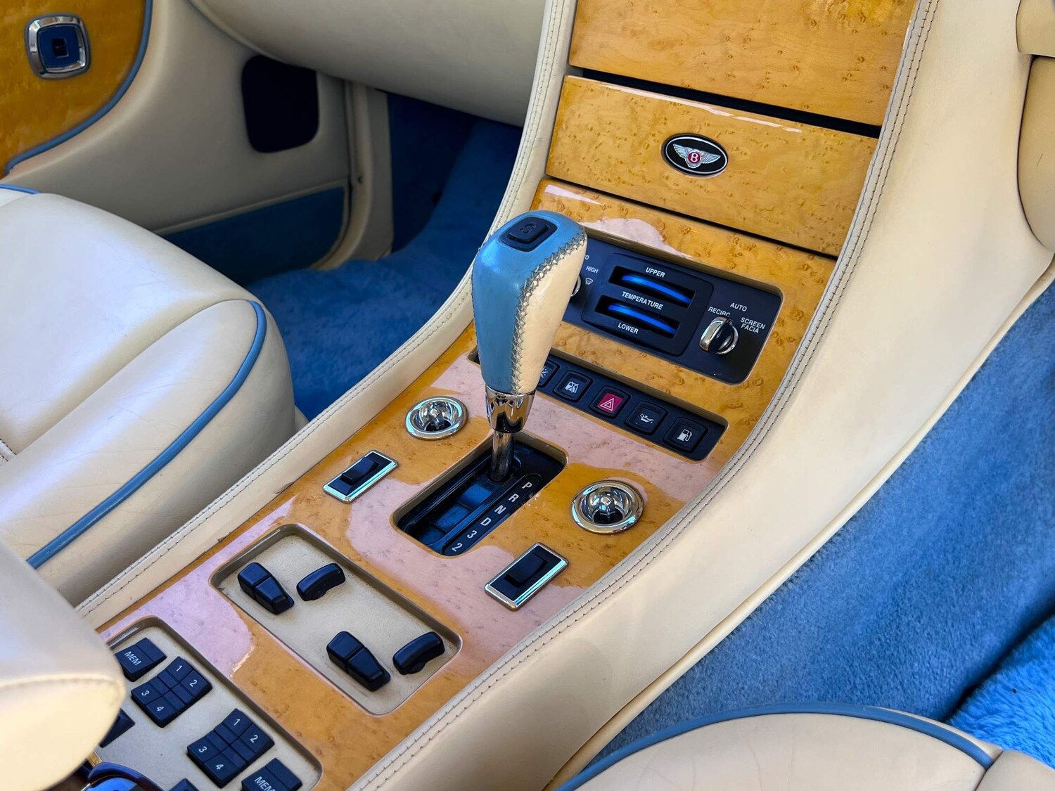 Used Bentley Turbo R 1996 for sale - 76472275: Photo 35