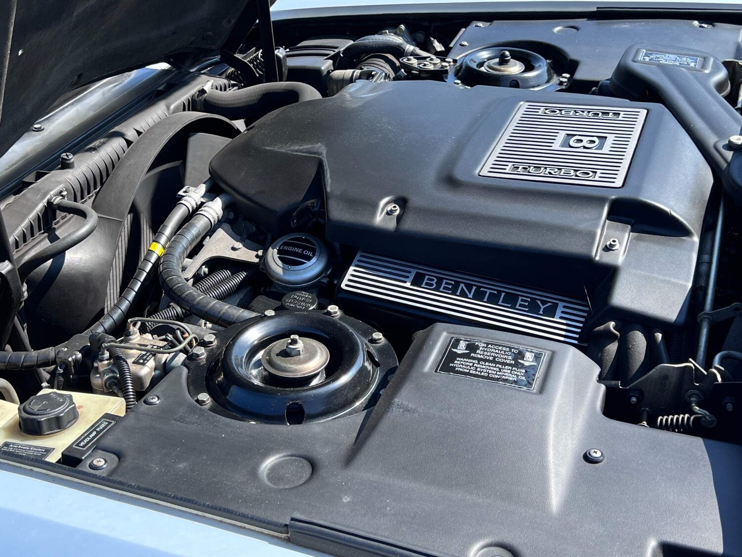 Used Bentley Turbo R 1996 for sale - 76472275: Photo 61