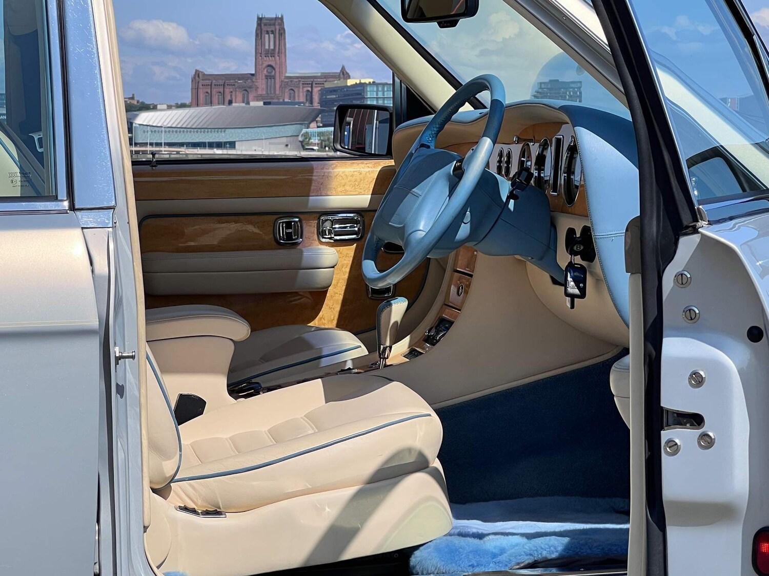 Used Bentley Turbo R 1996 for sale - 76472275: Photo 67