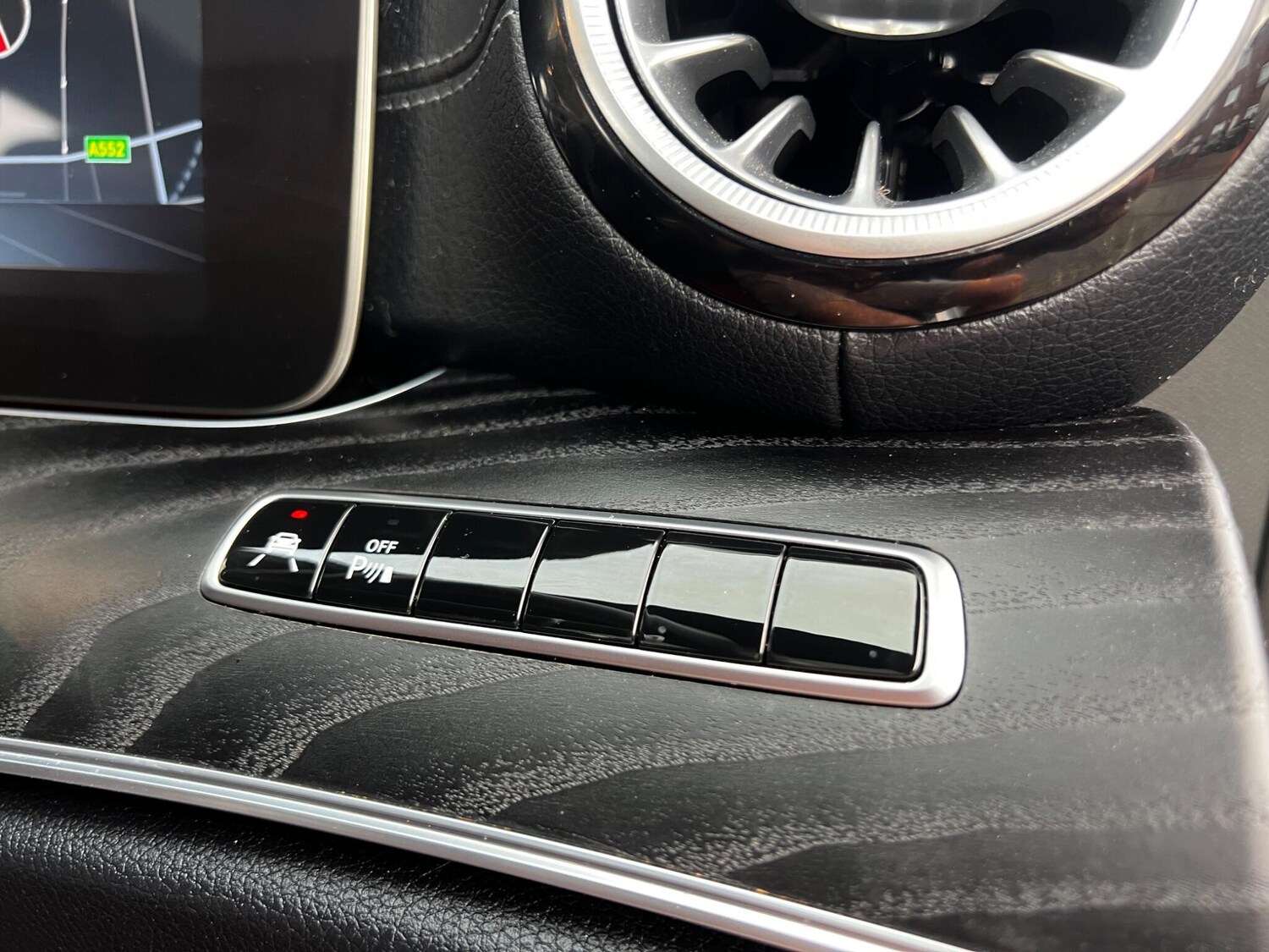 Used Mercedes-Benz E Class 2017 for sale - 76472228: Photo 35