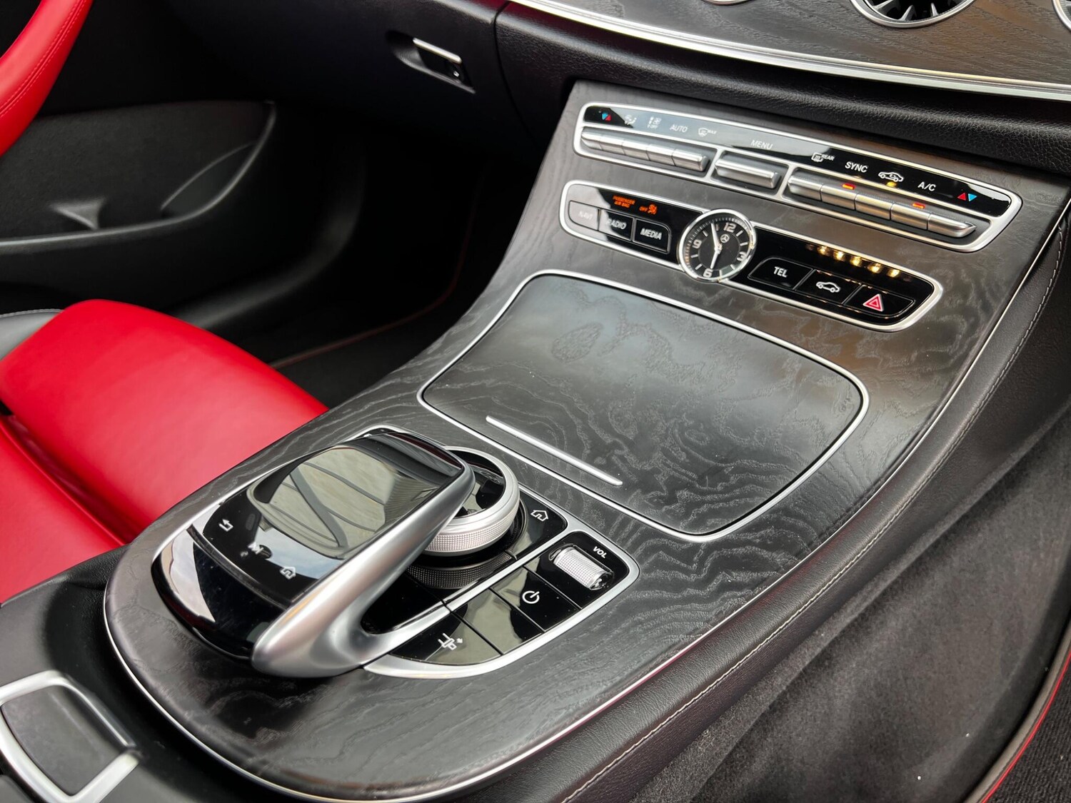 Used Mercedes-Benz E Class 2017 for sale - 76472228: Photo 38