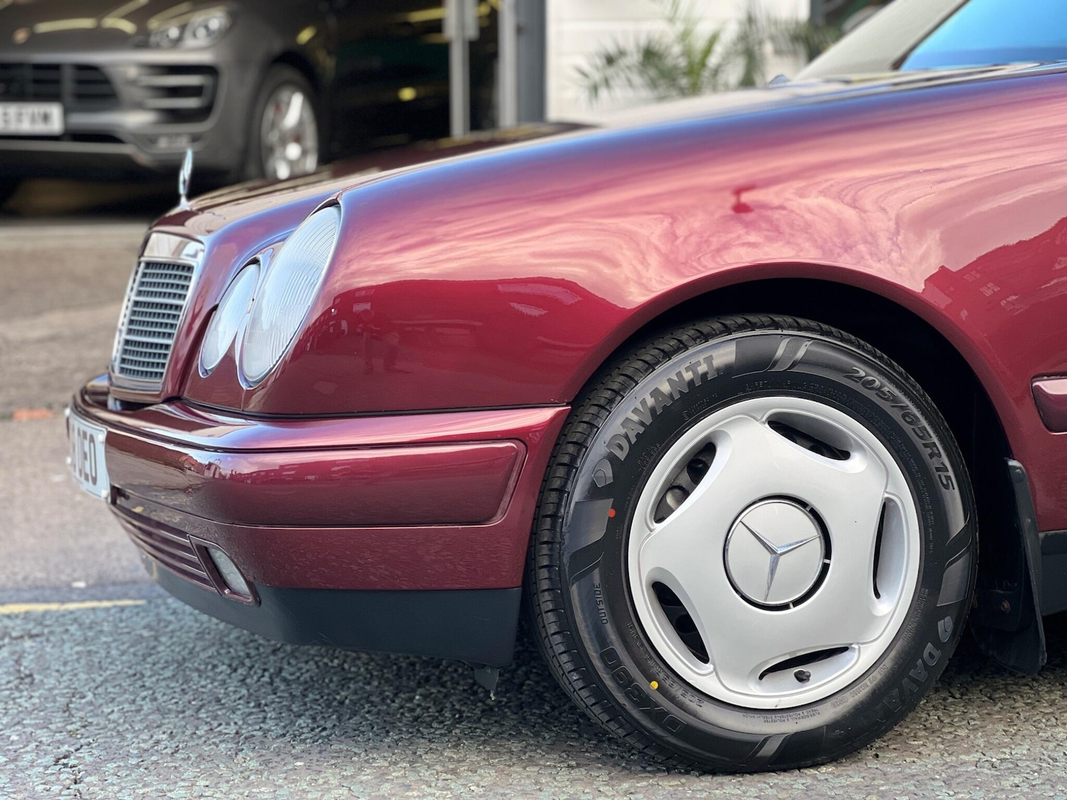 Used Mercedes-Benz E Class 1998 for sale - 76513054: Photo 16