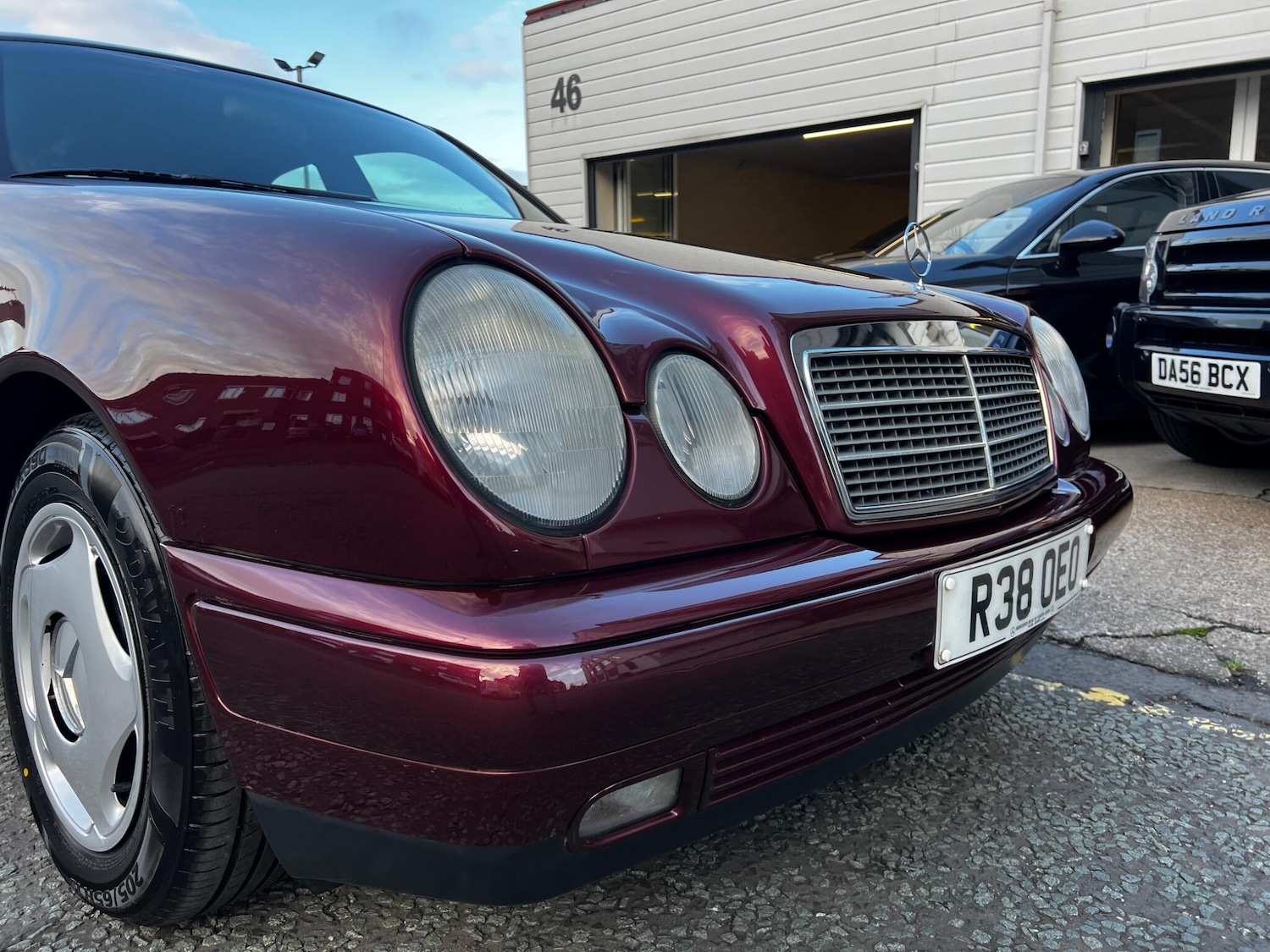 Used Mercedes-Benz E Class 1998 for sale - 76513054: Photo 25