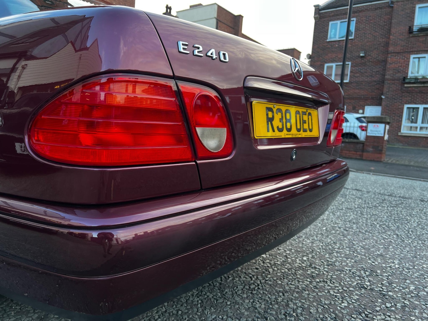 Used Mercedes-Benz E Class 1998 for sale - 76513054: Photo 29