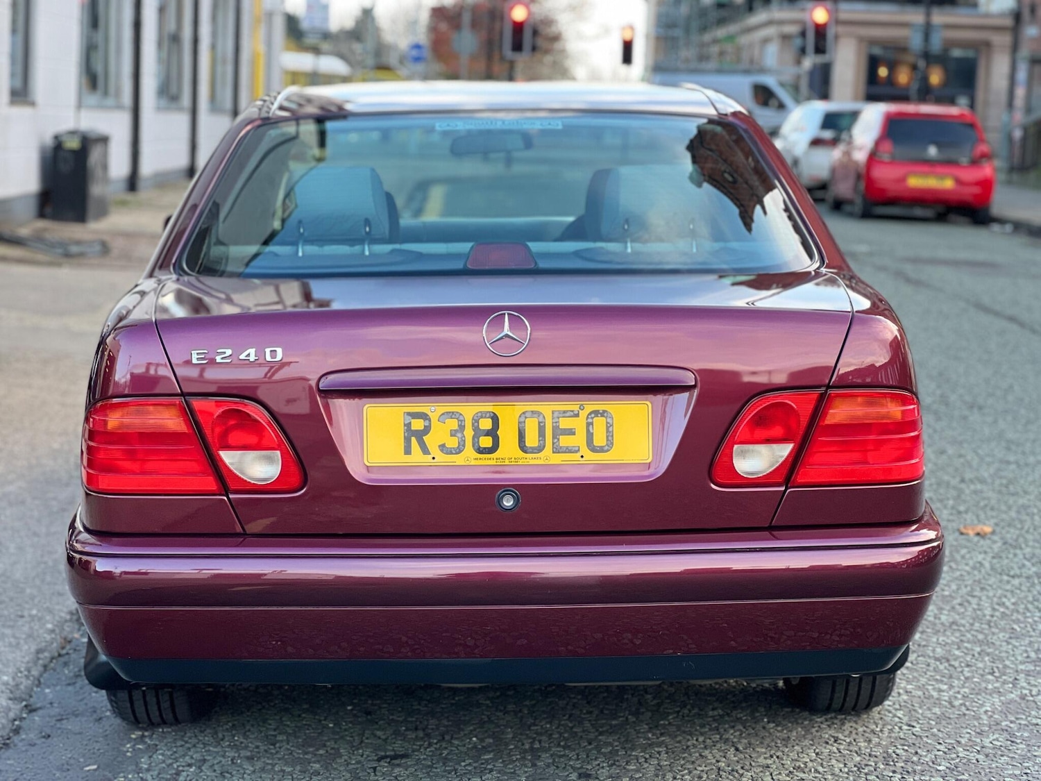 Used Mercedes-Benz E Class 1998 for sale - 76513054: Photo 32