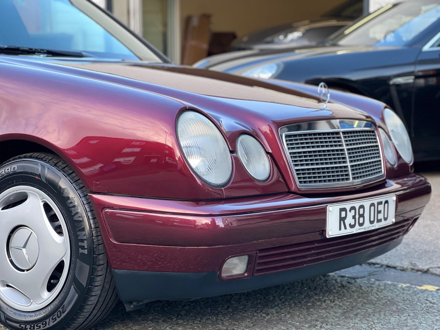 Used Mercedes-Benz E Class 1998 for sale - 76513054: Photo 35