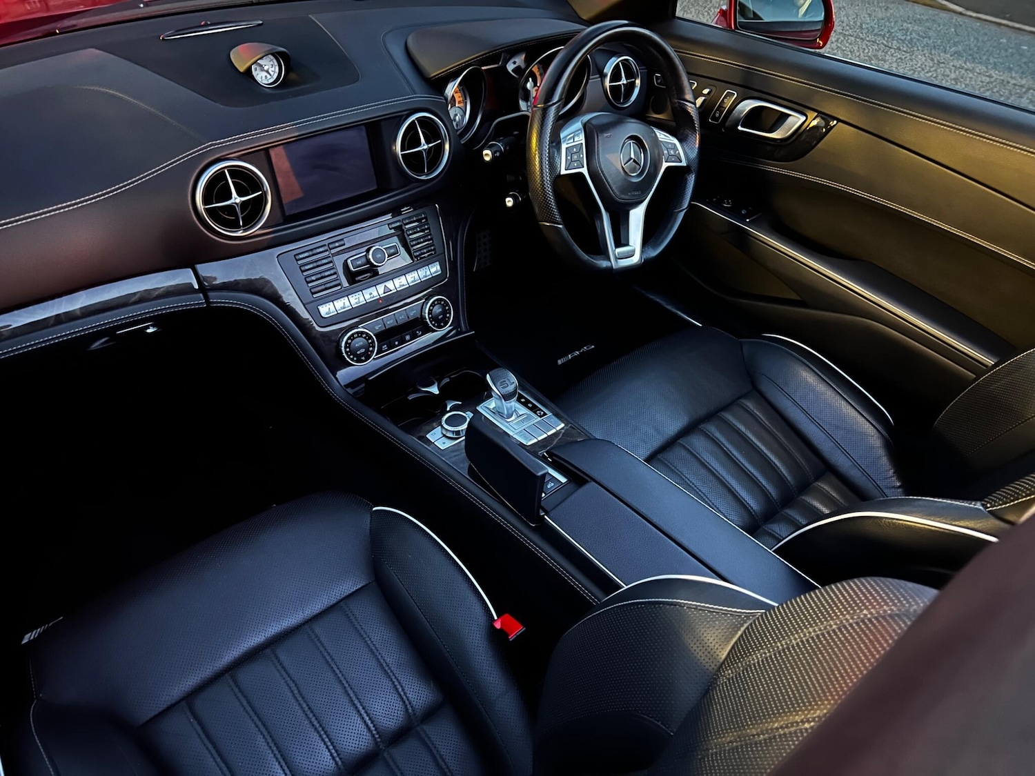 Used Mercedes-Benz SL 2015 for sale - 76521824: Photo 4