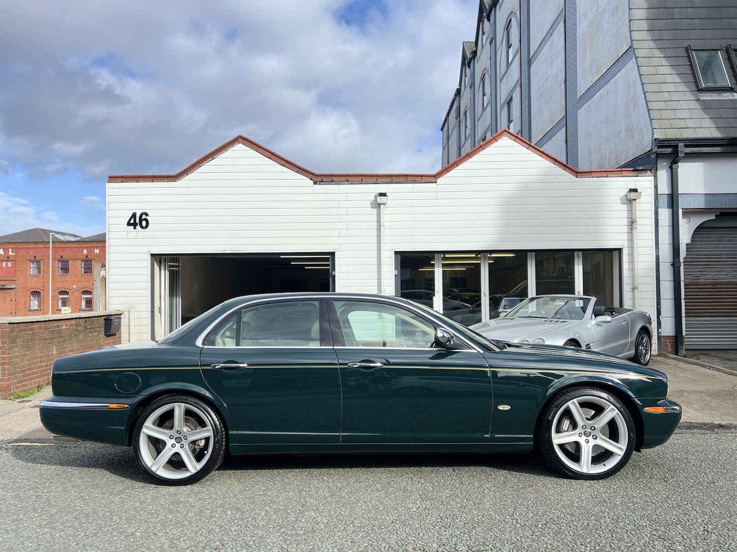 Used Jaguar XJ 2021 for sale - 77687656: Photo 9