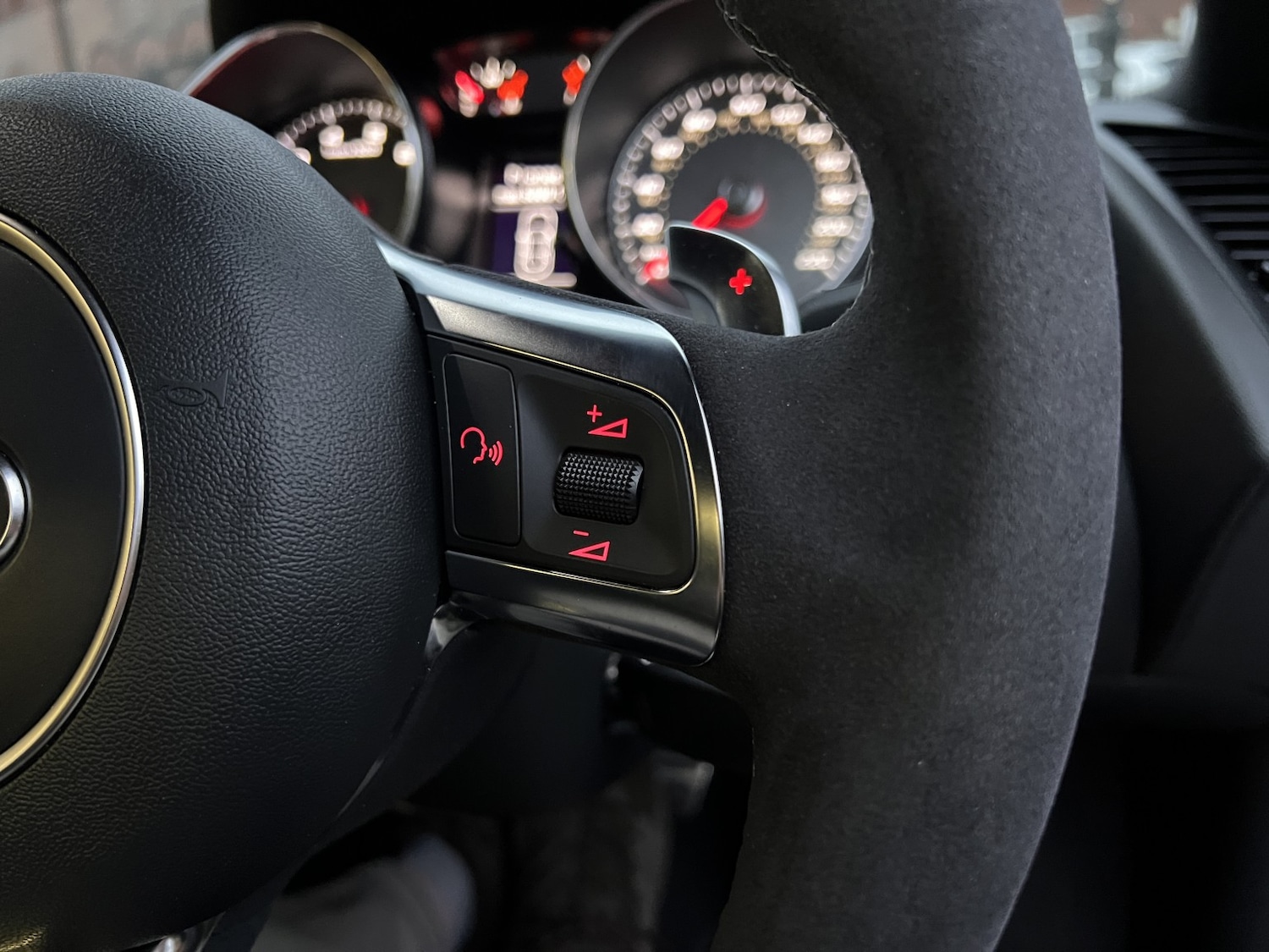 Used Audi R8 2014 for sale - 77271020: Photo 16