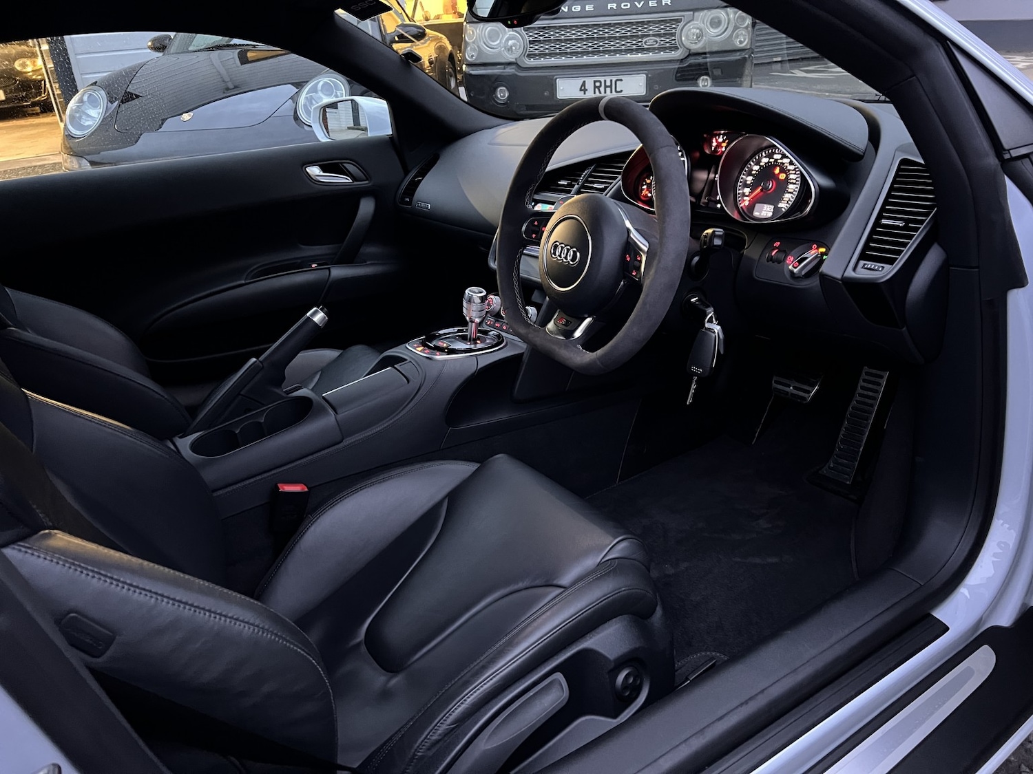 Used Audi R8 2014 for sale - 77271020: Photo 2