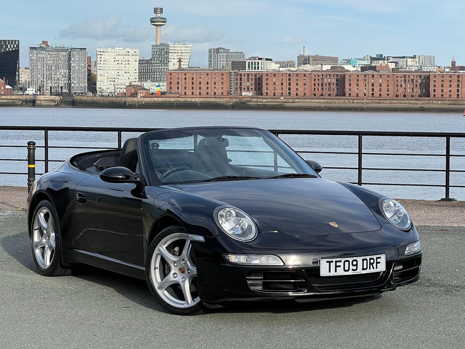 Used Porsche 911 for sale - 76645817: Photo 1