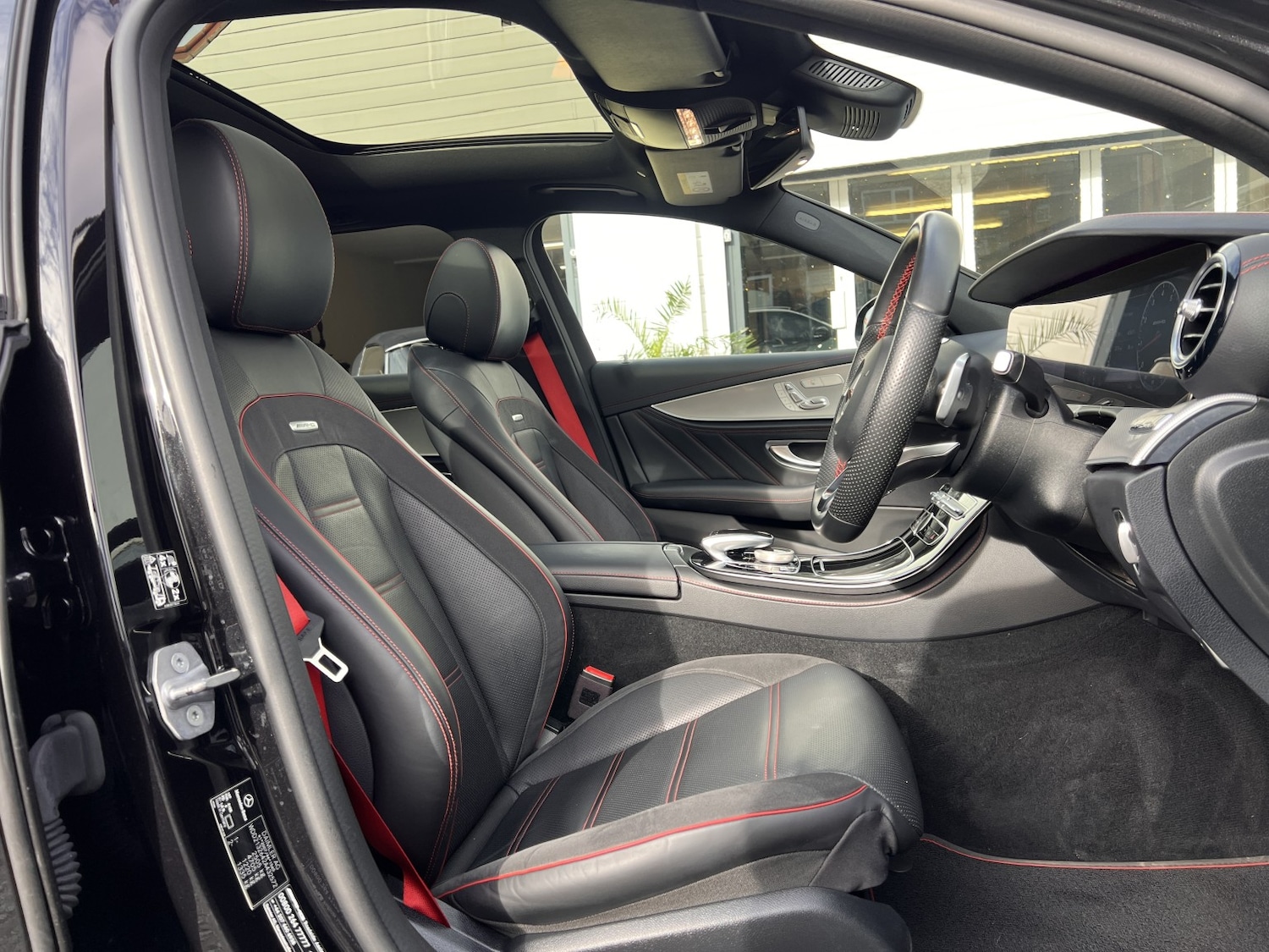 Used Mercedes-Benz E Class 2018 for sale - 78064128: Photo 25