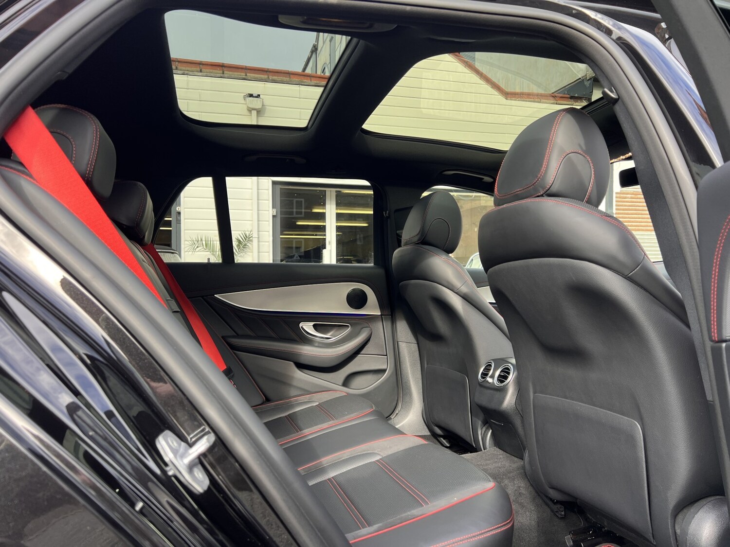 Used Mercedes-Benz E Class 2018 for sale - 78064128: Photo 26